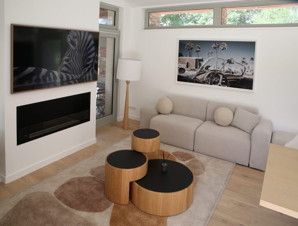 2 Espace salon meuble sur mesure canape cheminee